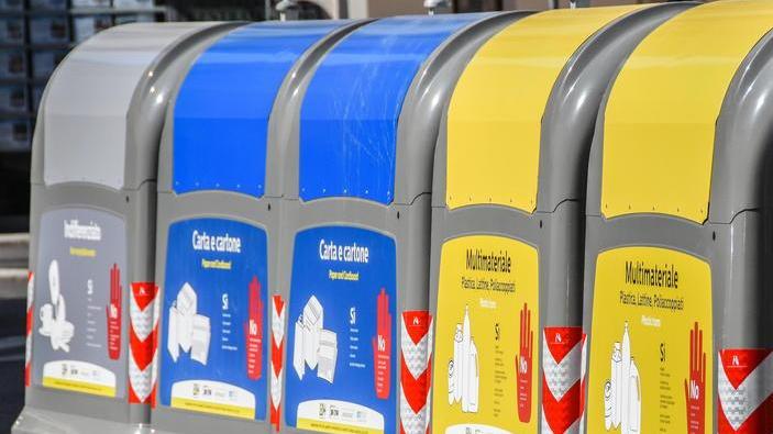 Bollette rifiuti e acqua I 5 Stelle all’attacco contro il sistema-salasso