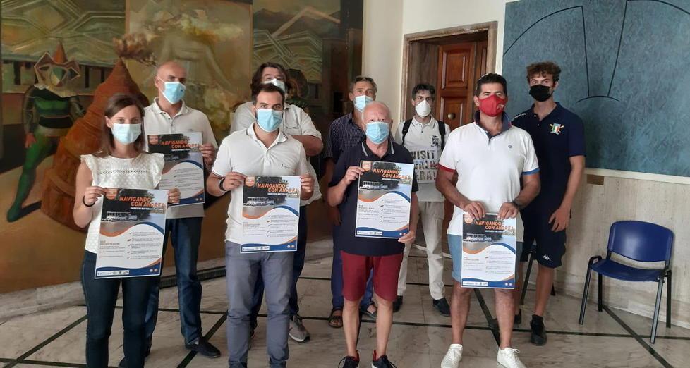 Il battello torna a navigare l’Arno dopo 2 anni di assenza causa Covid 