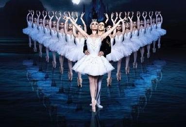 Un momento del balletto che andrà in scena stasera in Versiliana