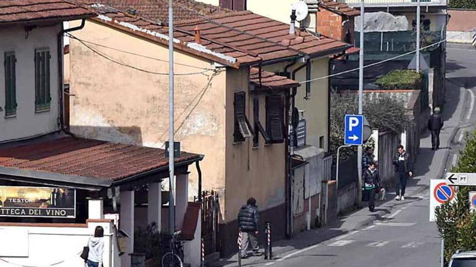 Pieruccini-Raggi dai pini ai marciapiedi la querelle continua
