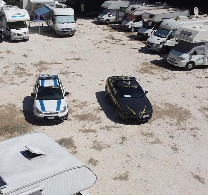 Scoperto campeggio abusivo Maxi sanzione e denuncia al titolare