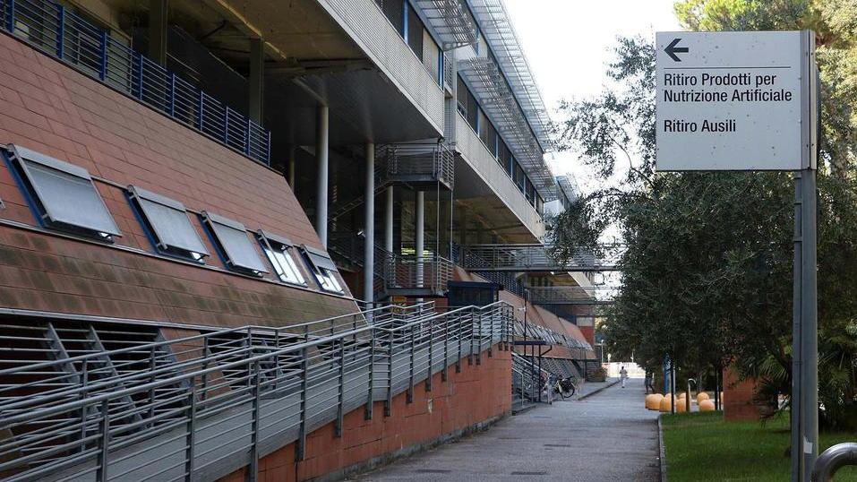 La Uil: servizio protesi come un “buco nero” per i pazienti versiliesi