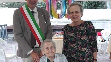 Festeggiati i 101 anni della signora Maria