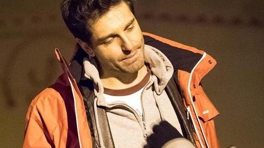 Torna Coliandro l’ispettore più amato e sconclusionato «Ma così è umano»