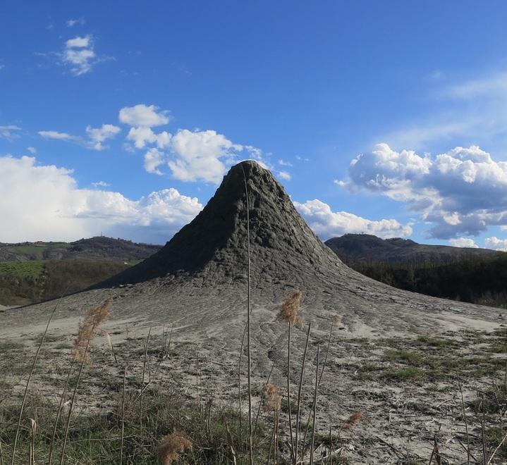 Fiorano. Il Castello di Spezzano e le Salse di Nirano nel patrimonio Unesco 