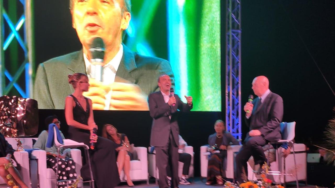 Roberto Benigni sul palco del premio