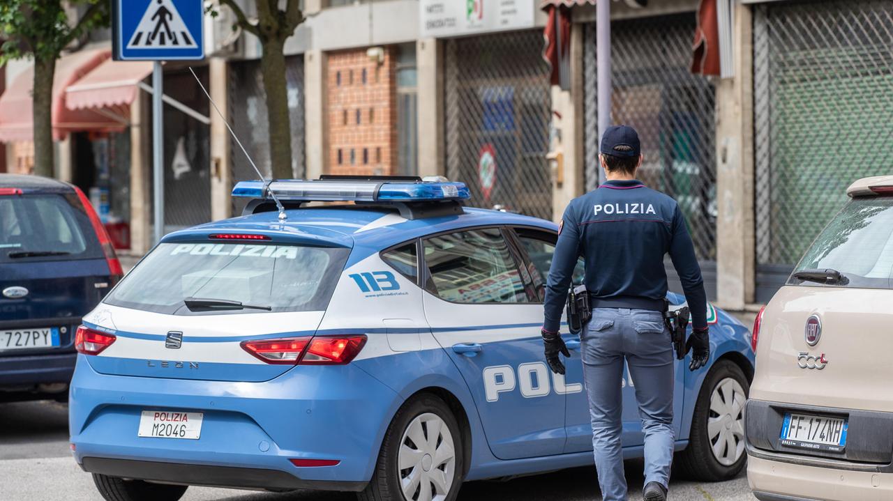 Ferrara. Controlli di polizia, sanzionato per ubriachezza. Quattro denunce e un'espulsione