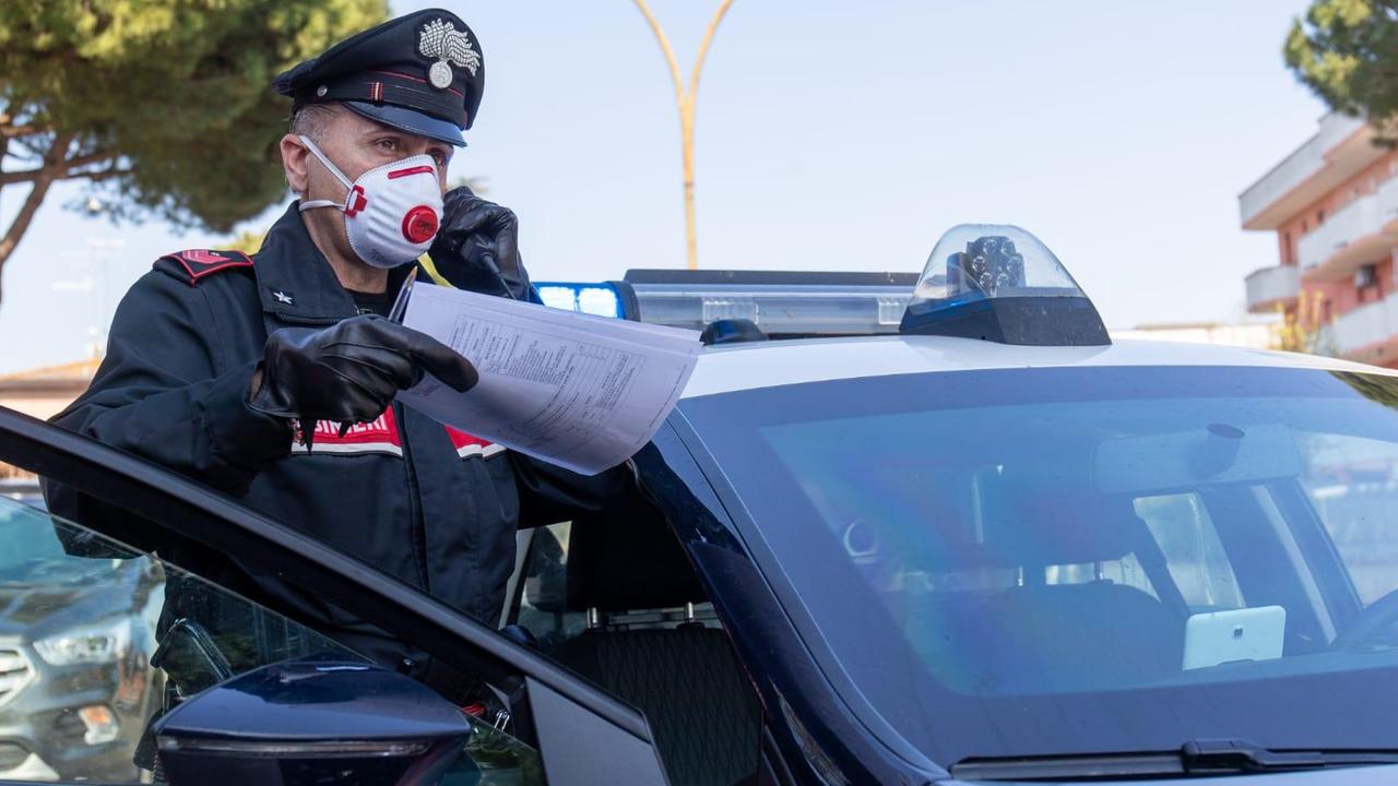 Porto Garibaldi. Sorpresa mentre tenta di rubare prodotti di cartoleria e cosmetici: arrestata
