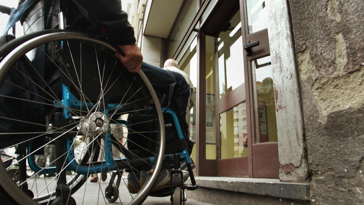 Barriere architettoniche, servono 3,8 milioni di euro per abbatterle