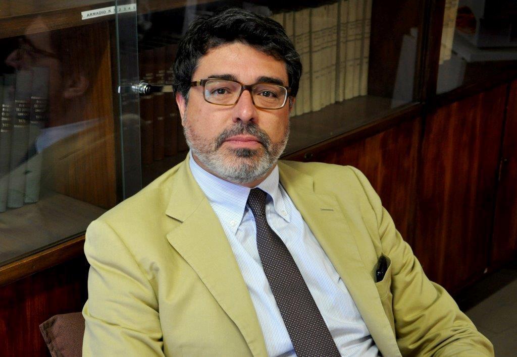 Manager no-vax e bugiardo: paragona i vaccinati ai nazisti ma dà la colpa agli hacker. Poi ammette e si scusa 