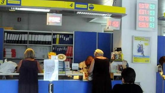 Poste di Avenza aperte anche al pomeriggio