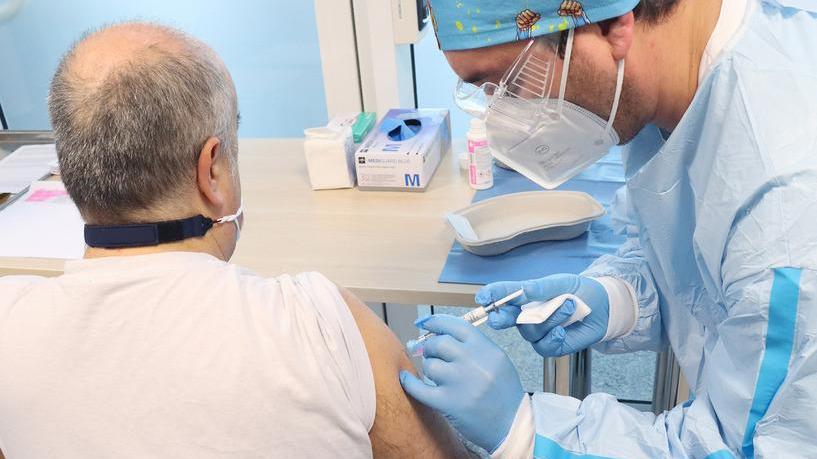Da domani a Campo di Marte vaccini senza appuntamento
