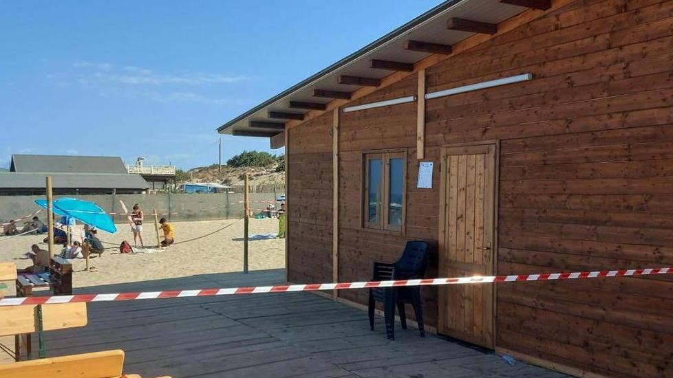 Tirrenia, il Parco dà l’altolà a uno stabilimento balneare