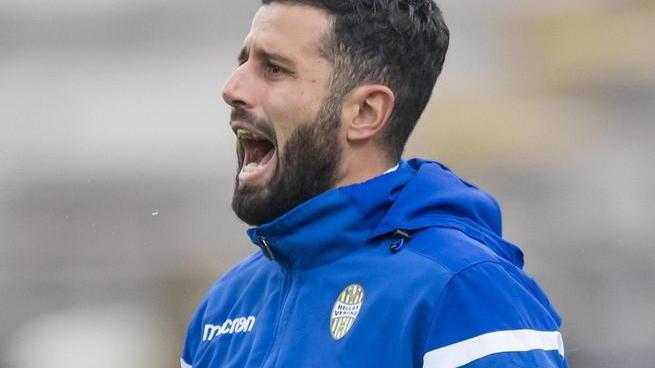 Il Frosinone ieri corsaro sul campo del Vicenza Oggi Monza-Cremonese