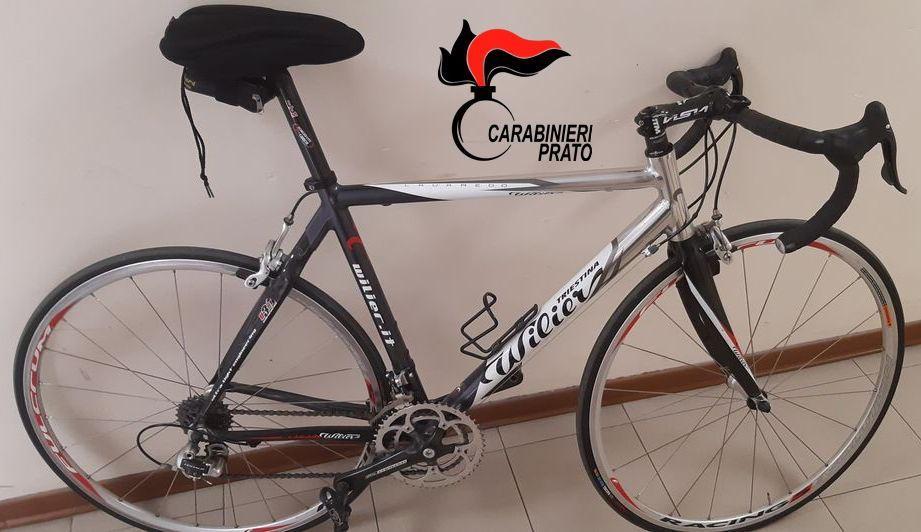 La bicicletta recuperata dai carabinieri