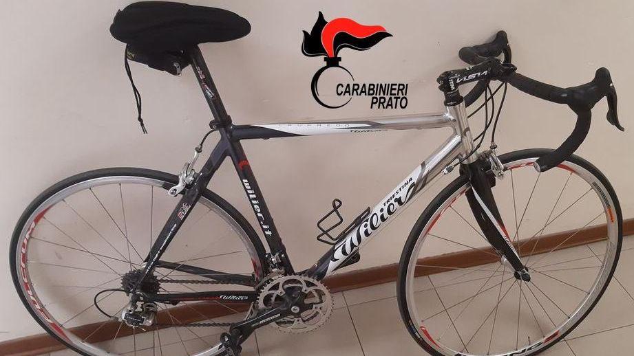 La bicicletta recuperata dai carabinieri