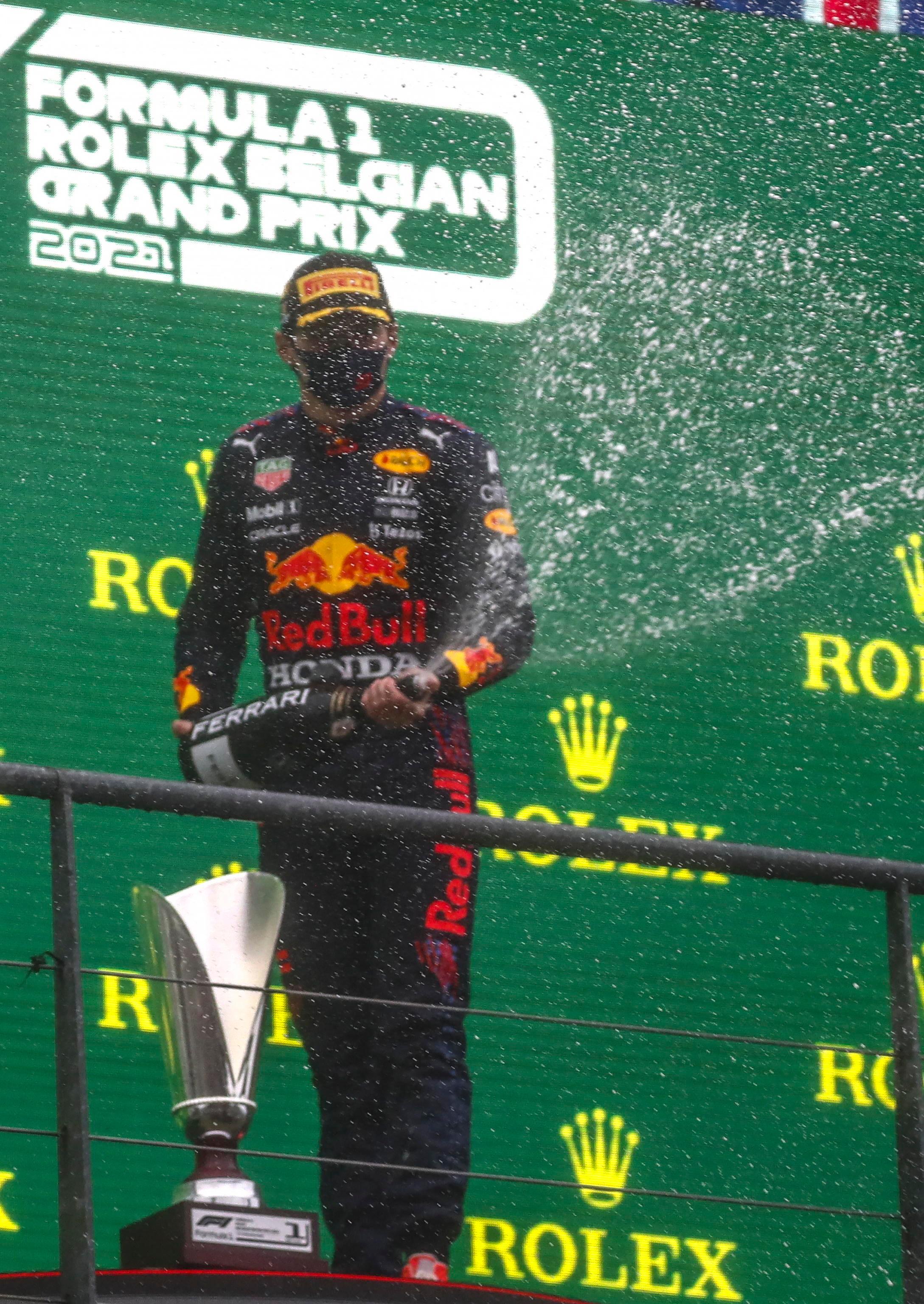 L'esultanza sul podio di Max Verstappen