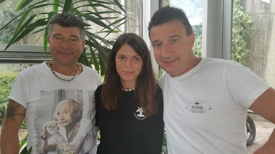 Stefano Piccini, il fratello Matteo a destra, al centro Michela Piccinini