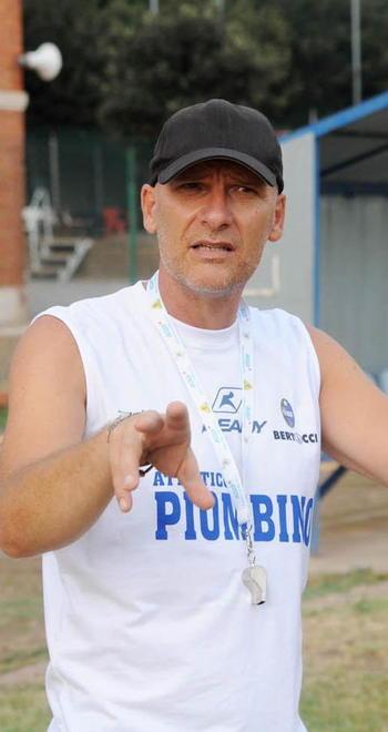 Sconfitta netta, stadio decadente e il Piombino fa lo sparring partner