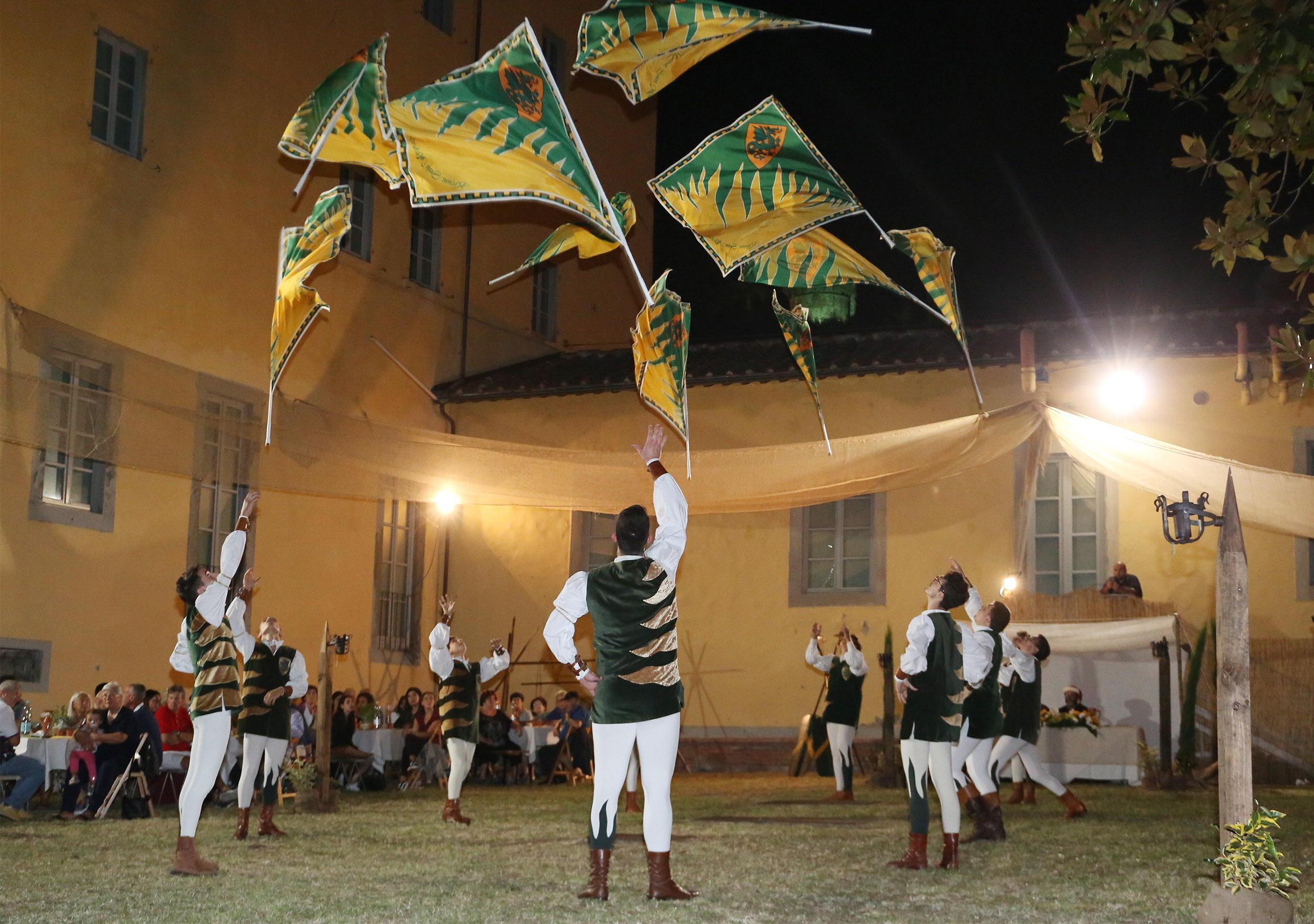 Quest’anno domenica 5 settembre si terrà un Palio” minore”, solo corteo e sbandieratori