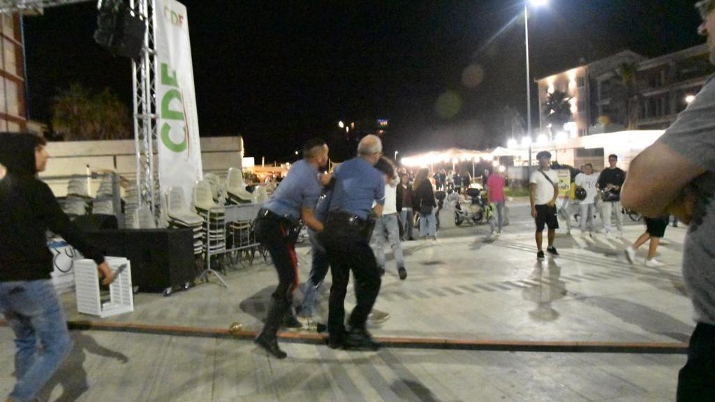 L’intervento dei carabinieri nella notte di sabato