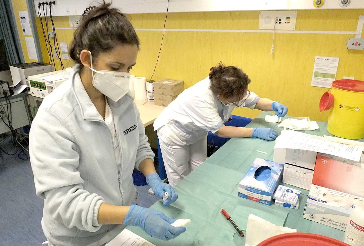 Covid, nel Ferrarese i contagi si fermano a dieci, ma ci sono altri cinque ricoveri