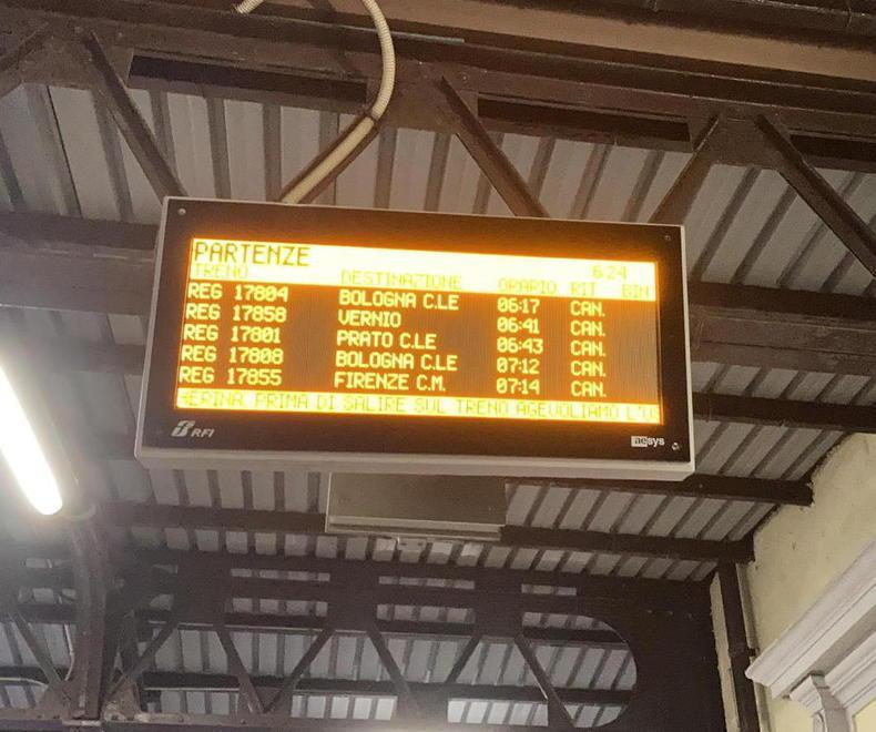 Ritardi e cancellazioni sulla Prato-Bologna Pendolari infuriati 