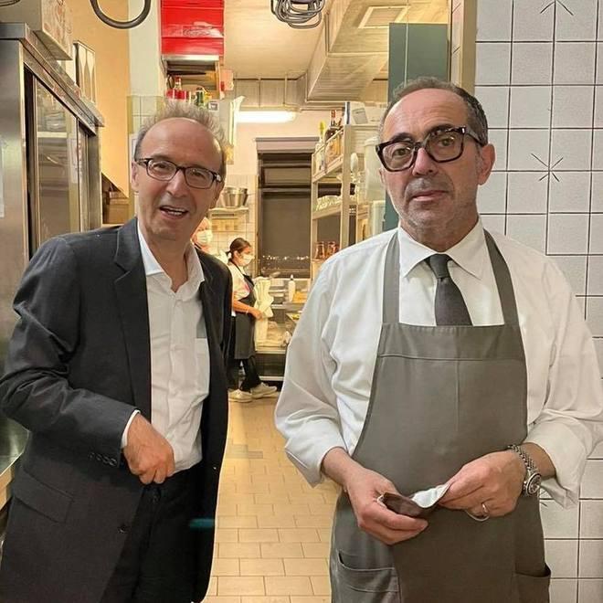 Benigni va a cena alla Taverna della Rocca