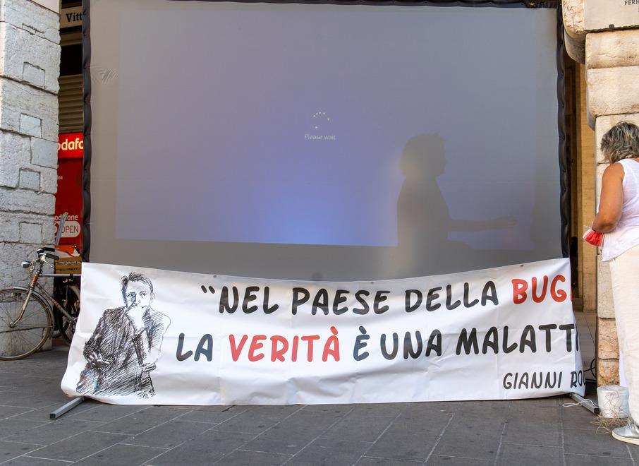 Ferrara, rischio blocco treni: stazione presidiata 