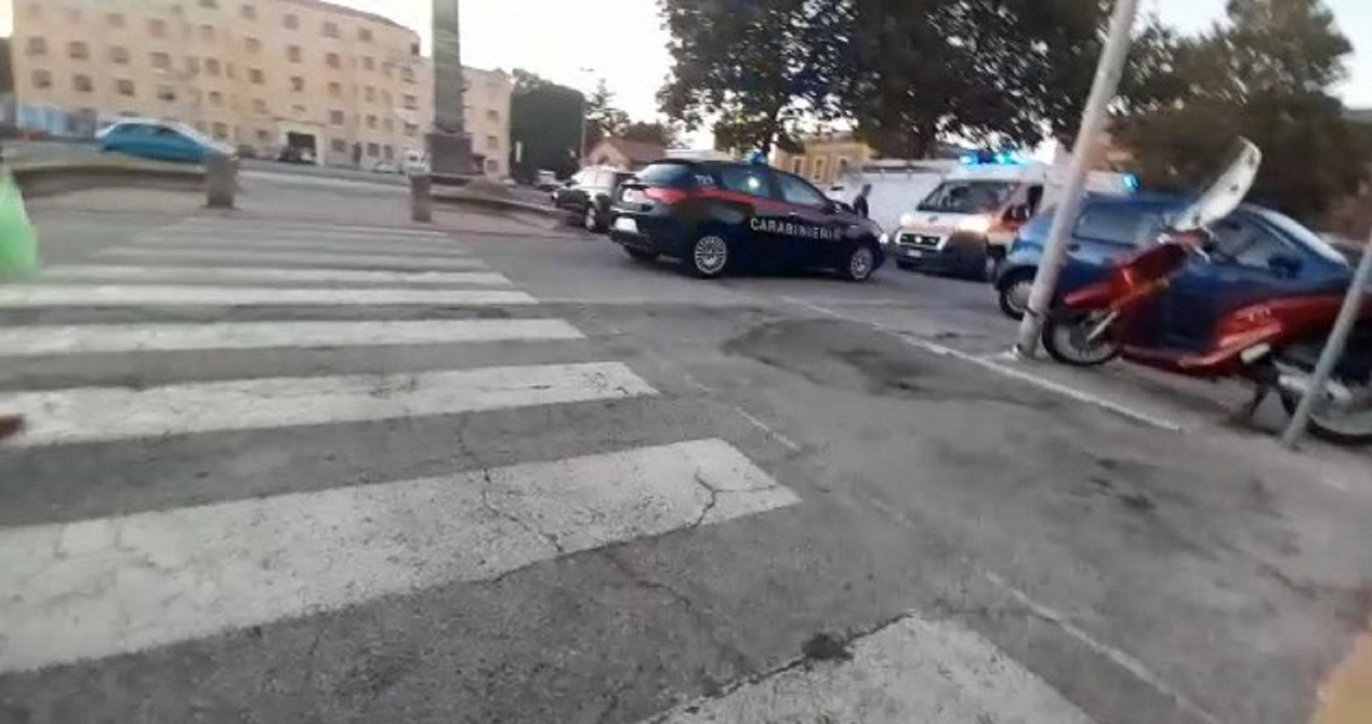 I carabinieri con i volontari della Pubblica assistenza di Collesalvetti
