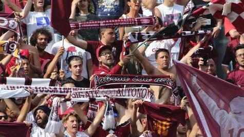 Livorno calcio, via alla campagna abbonamenti: ecco i prezzi e dove bisogna rivolgersi