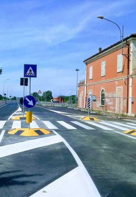 Nuove strisce pedonali nel Quartiere del Sole «Sicurezza garantita» 
