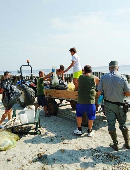 “Insieme per il creato” Domenica uniti per pulire la spiaggia