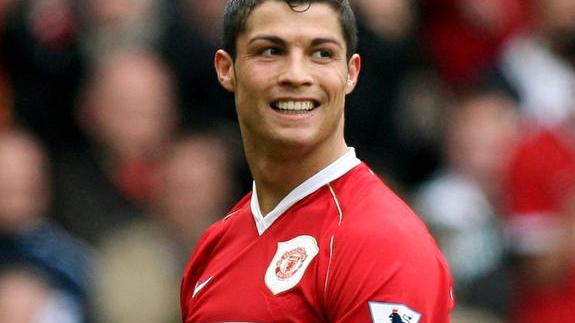 Ronaldo: grazie Ferguson, Manchester è speciale E prende la 7 a Cavani...
