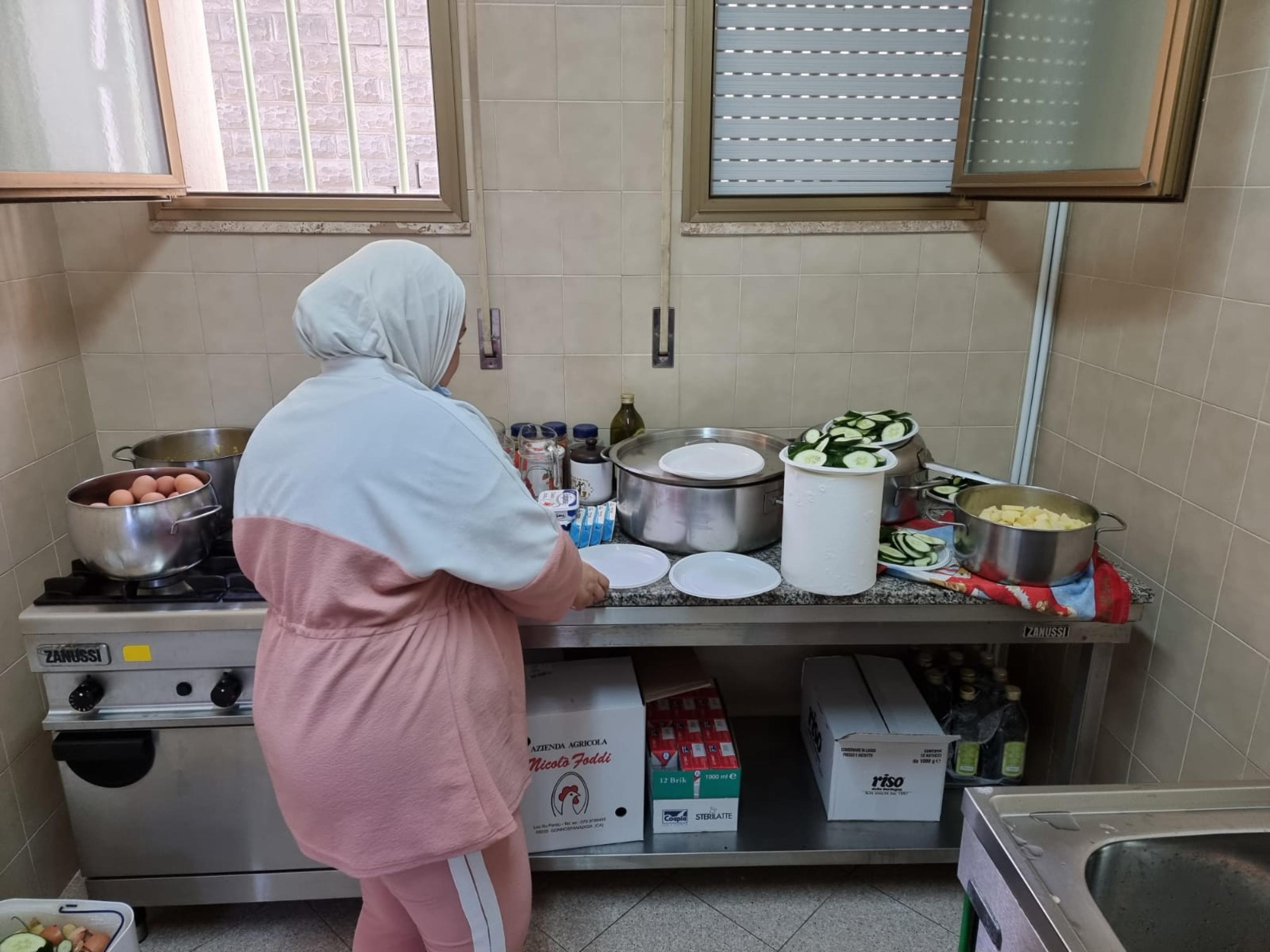 Donne e bambini dall'Afghanistan: per 27 di loro la vita ricomincia a Sassari