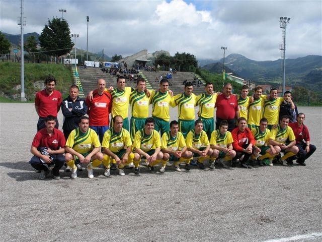 Una foto "storica" del Cuglieri calcio amatoriale, immagine di repertorio