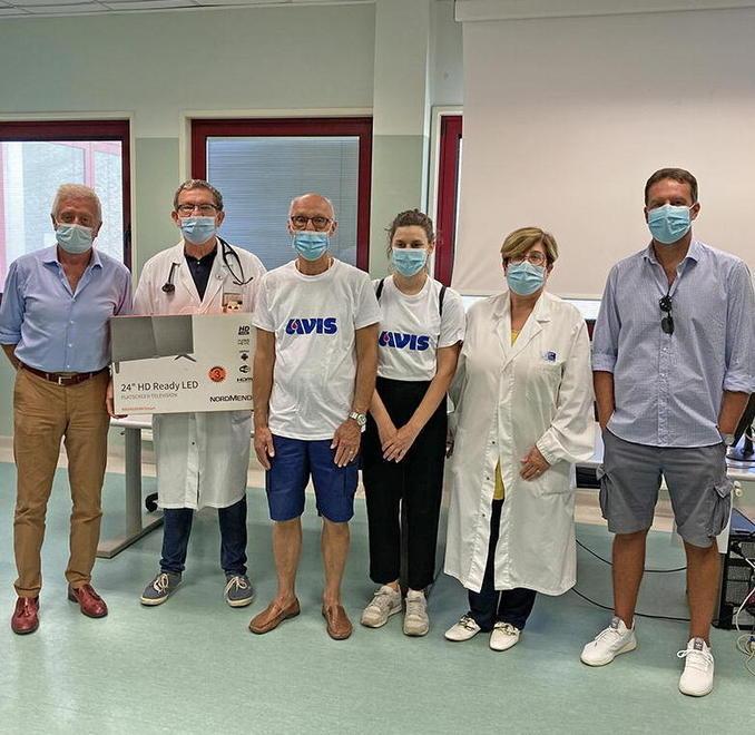 Avis dona due monitor alla Cardiologia dell'ospedale di Cecina 