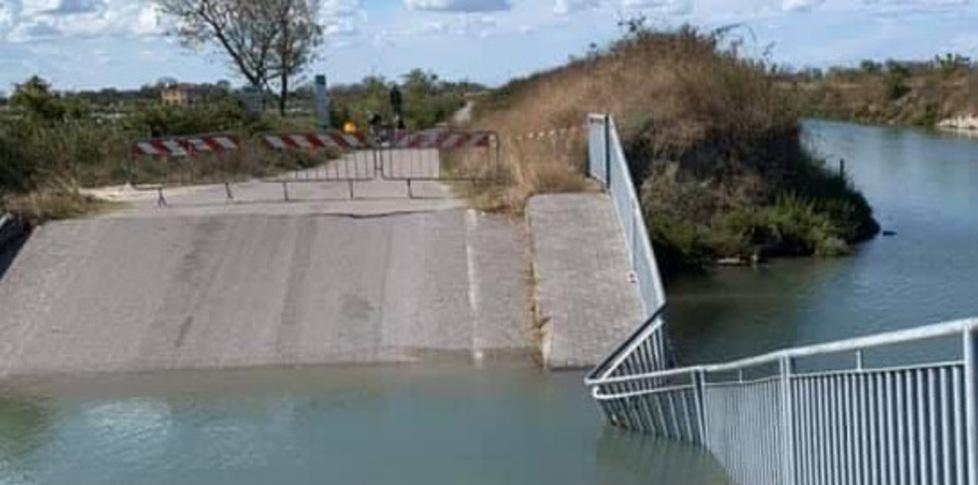 Crollo del ponte L’invito al sindaco: «Sì a monitoraggi» 