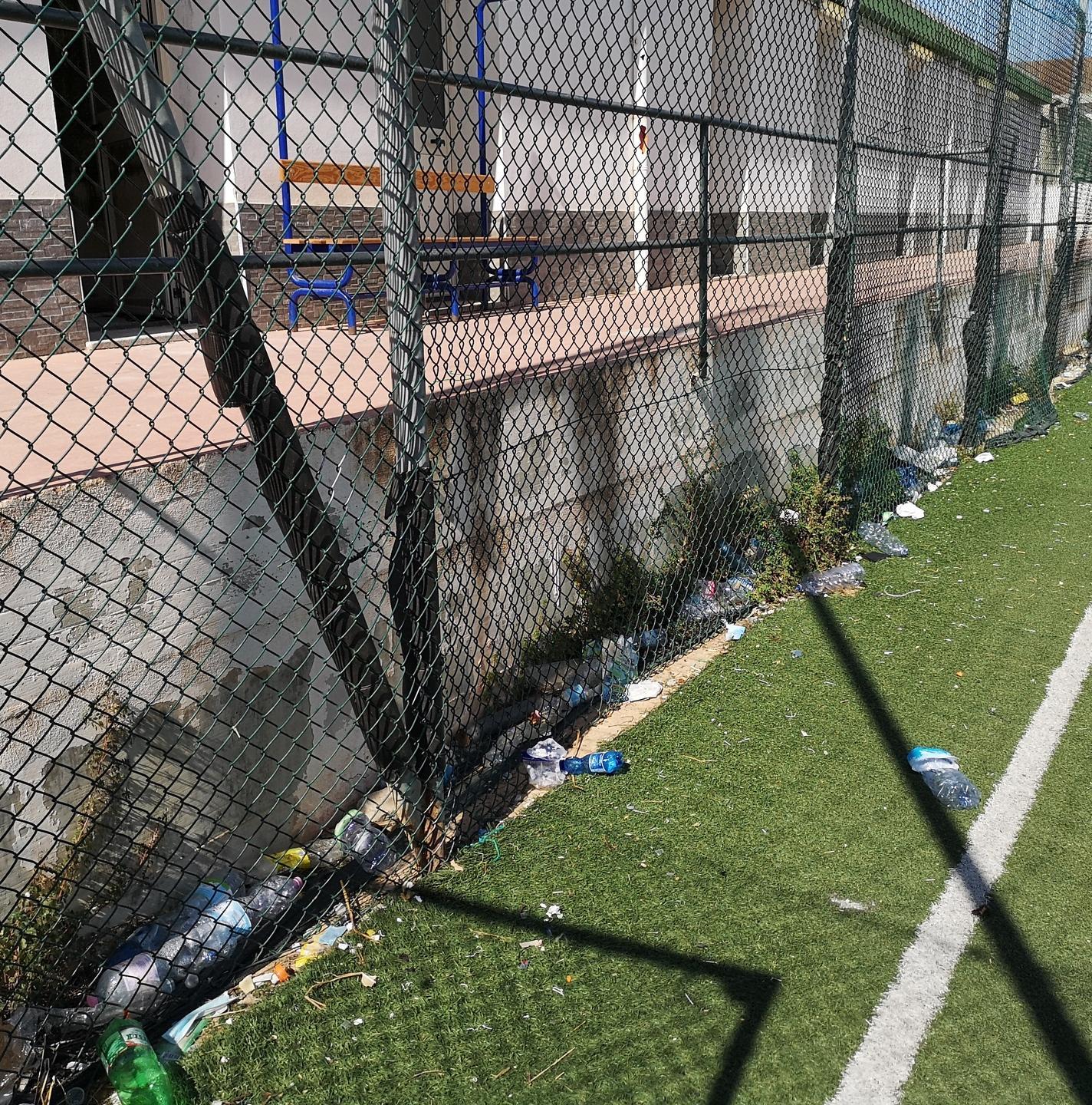 Impianto sportivo nel degrado 