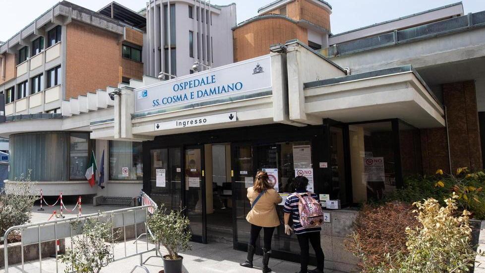 Nella provincia di Pistoia 12 infermieri sospesi E aumentano i contagi