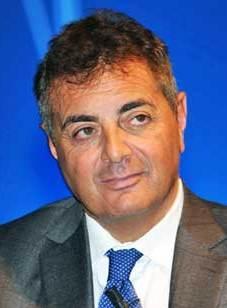 «Commissione d’inchiesta per le pressioni su bancari» 