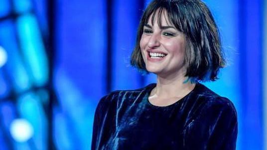 “Scorre - il Festival” comincia in piazza con la voce di Arisa