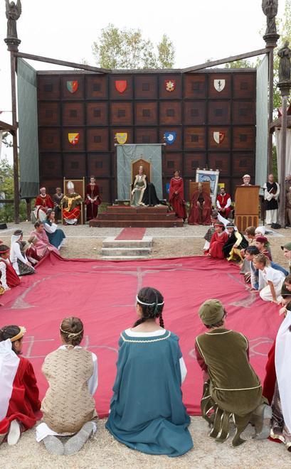 Torna la rievocazione storica canossana al castello di Rossena 