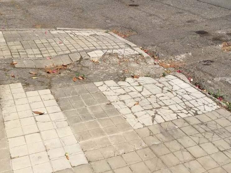 Barriere architettoniche interventi nei marciapiedi