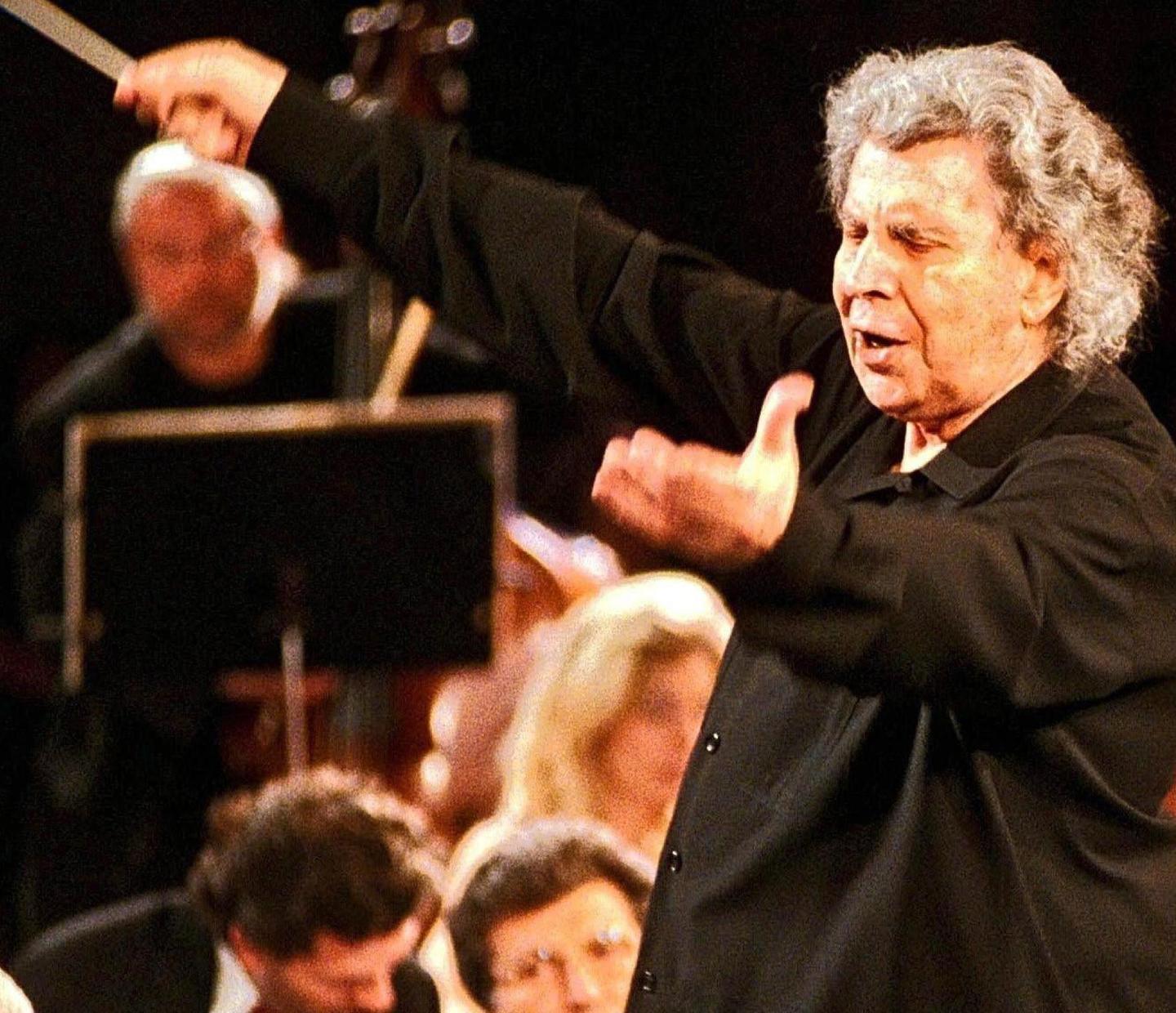  Addio a Theodorakis l’uomo del Sirtaki guerriero della libertà