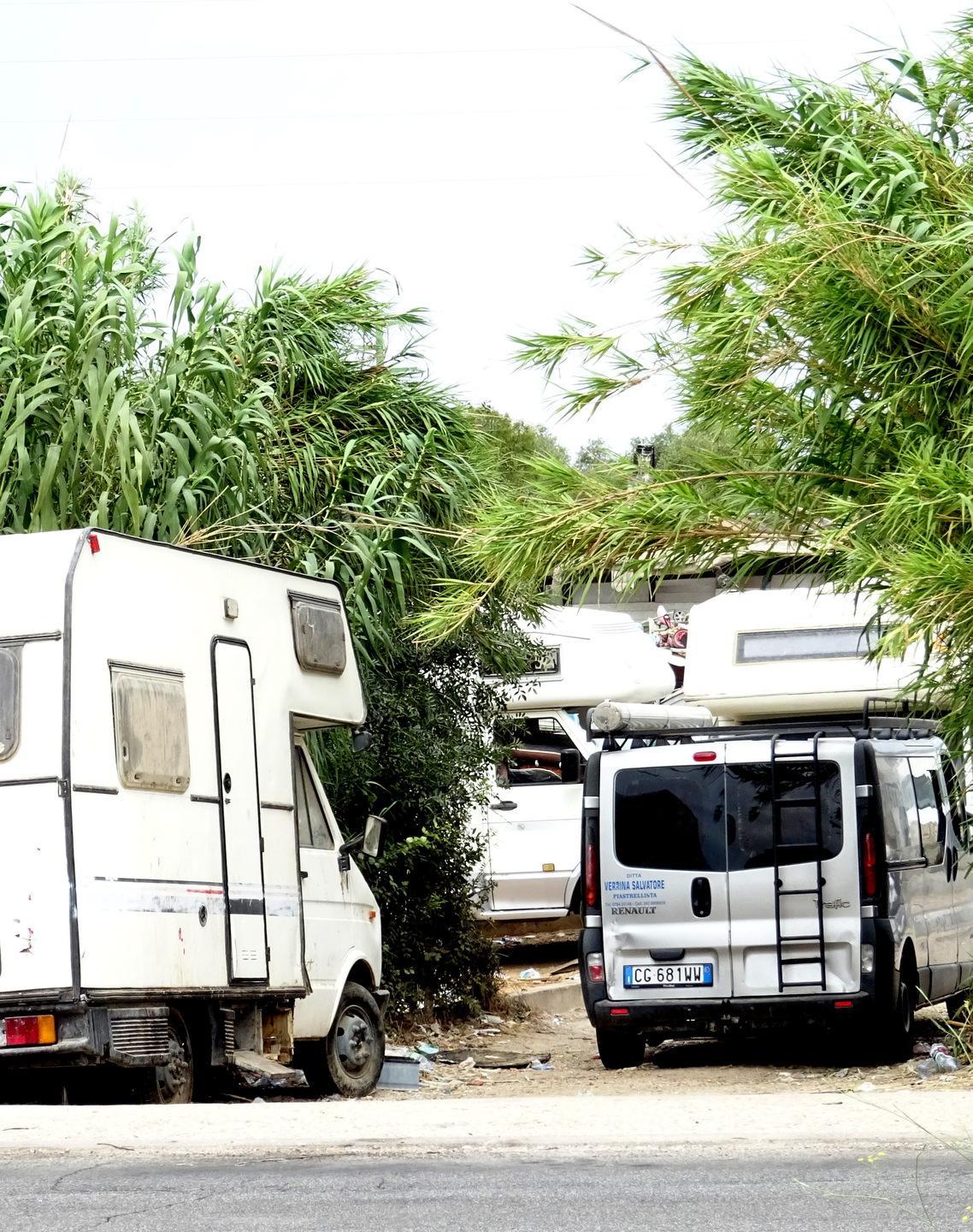 Cluster nel campo rom: un decesso 
