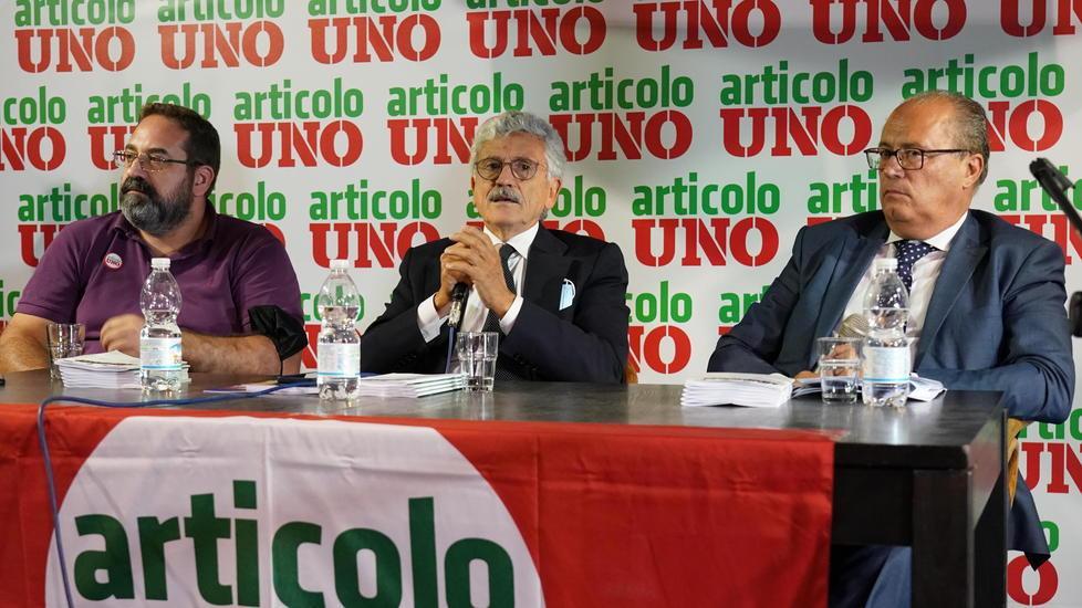 «Abbiamo il dovere di ricominciare»: la ricetta di D’Alema per la sinistra 