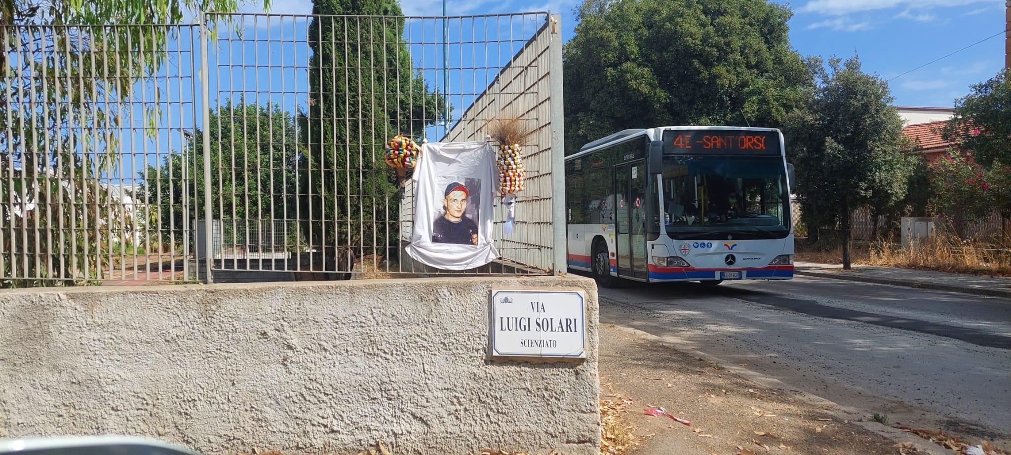 Una maglietta e i "bora-bora": così Sassari ricorda Luca Russo, il 17enne morto 19 anni fa e mai dimenticato