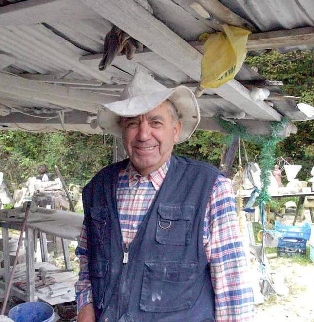Addio allo scultore naif Mario Del Sarto Ha scolpito il marmo per tutta la vita 