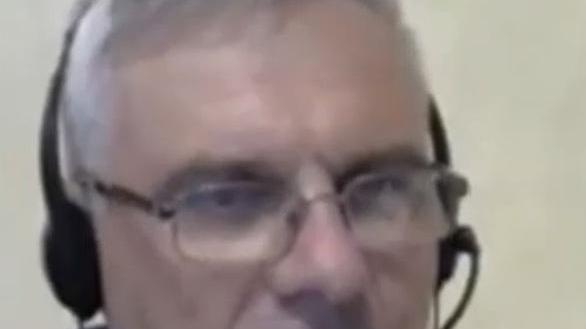 Un sindaco piccato attacca pubblicamente il segretario